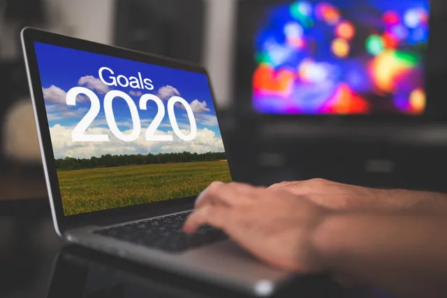 new year's day, goal, resolutions, digital, business, man, laptop, keyboard, write, begin, company, marketing. Why PPC agencies buyer personas need better data sources